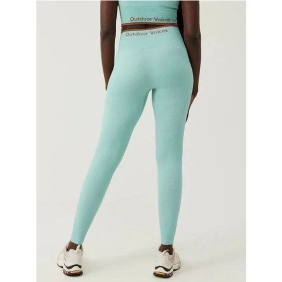 NWT | Outdoor Voices Medium Storm Green Blue Seamless Ribbed Legging Running - Picture 2 of 4